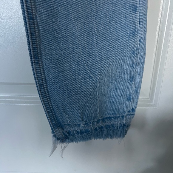 High Rise Mom Jeans - Picture 4 of 4